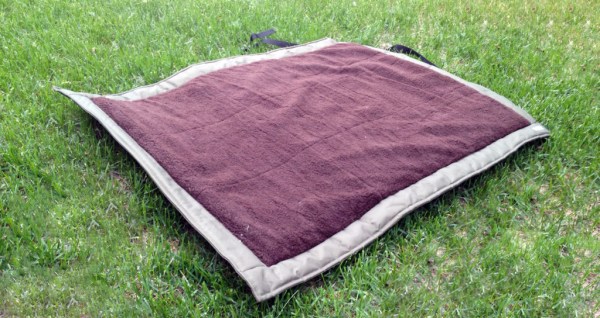 lightspeed outdoors traveling dog bed