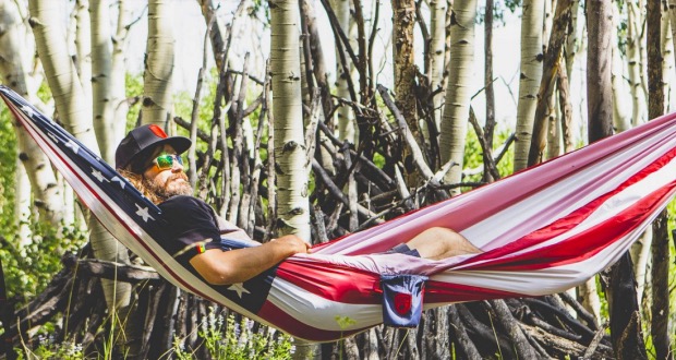 Teardrop tree outlet hammock