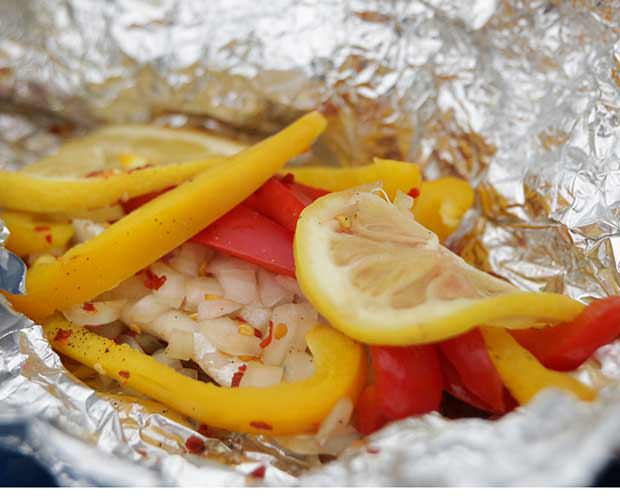 great_fish_in_foil_recipes_fish_and_peppers
