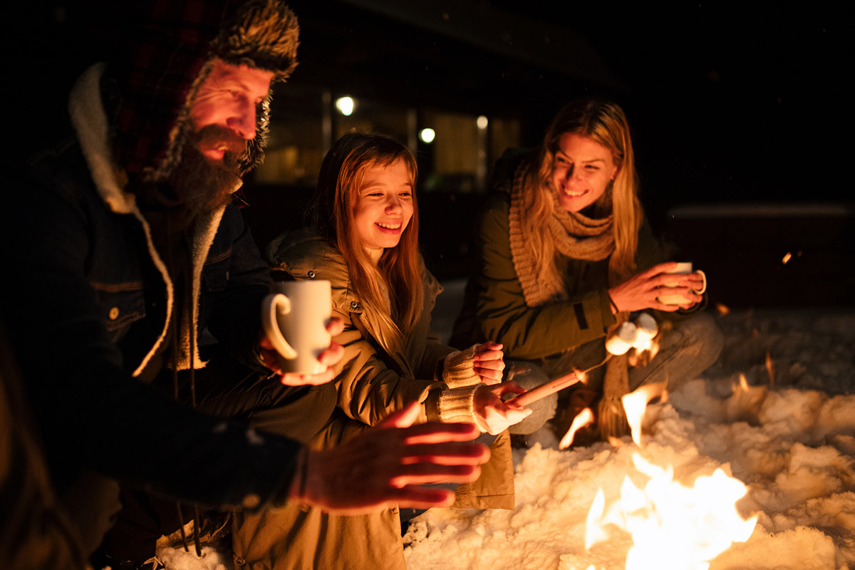 celebrate-campfire-day-outdoors