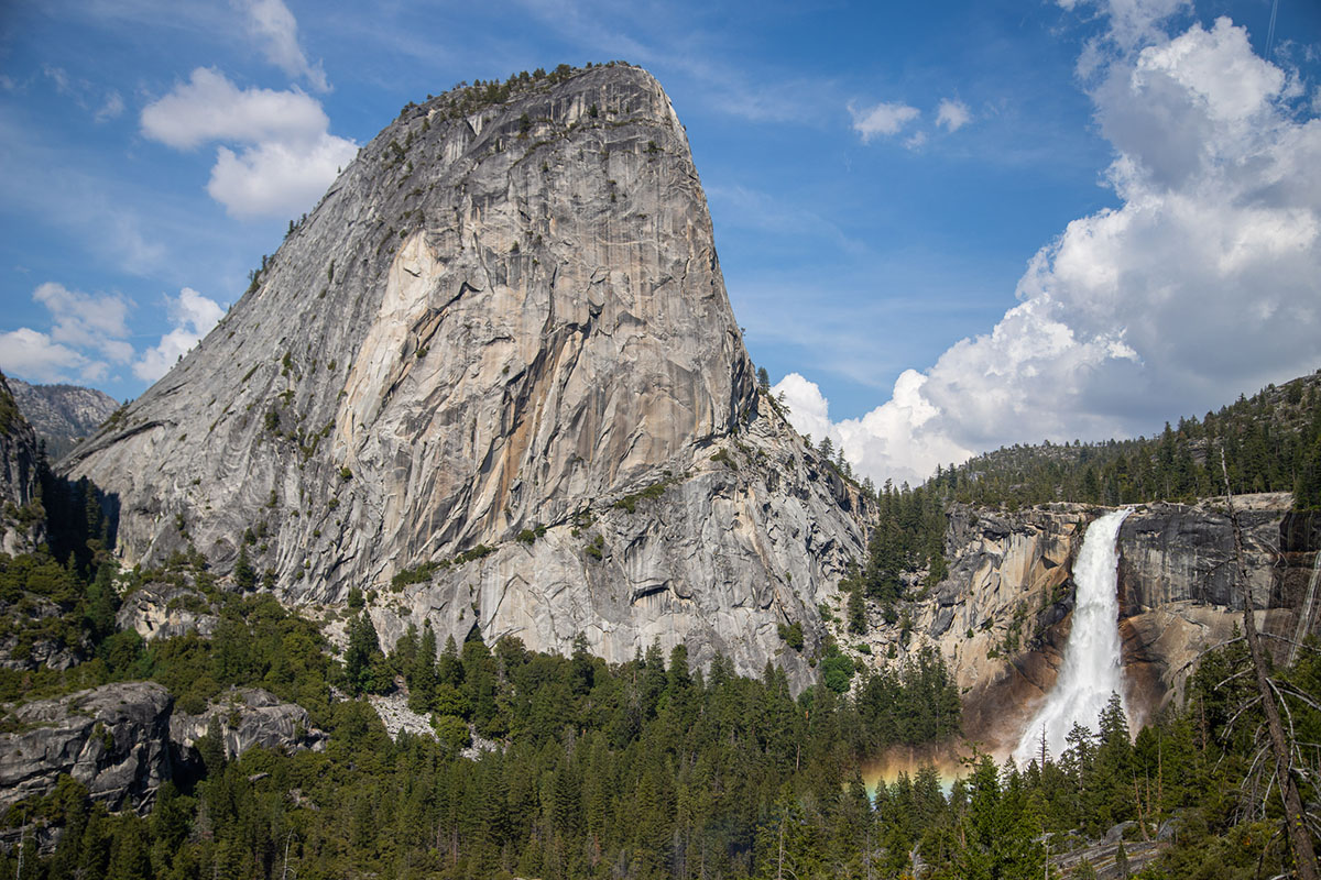 best-waterfalls-to-see-in-yosemite-national-park