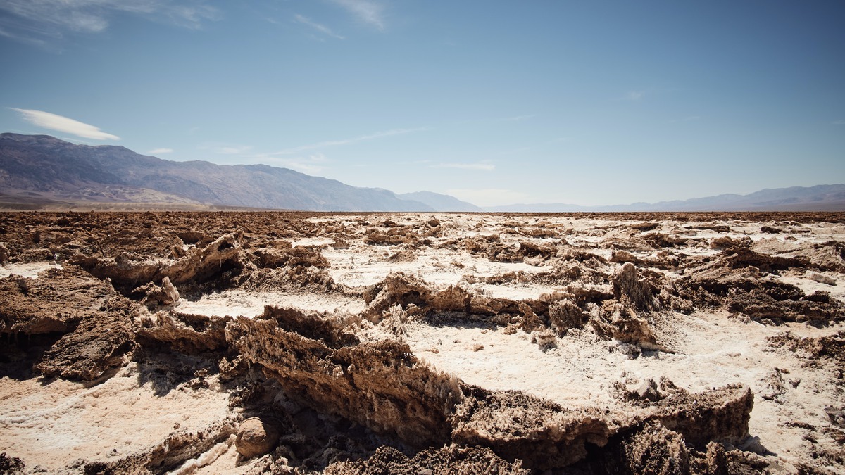 Devils-Golf-Course-Death-Valley