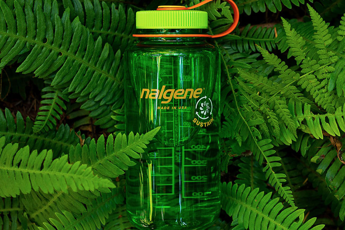 Product Spotlight: Nalgene Wide Mouth 32oz Water Bottle and Carrier
