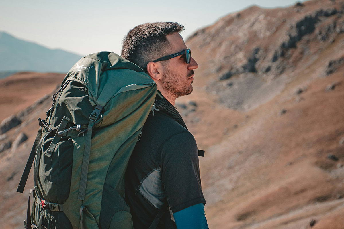 best-hiking-sunglasses