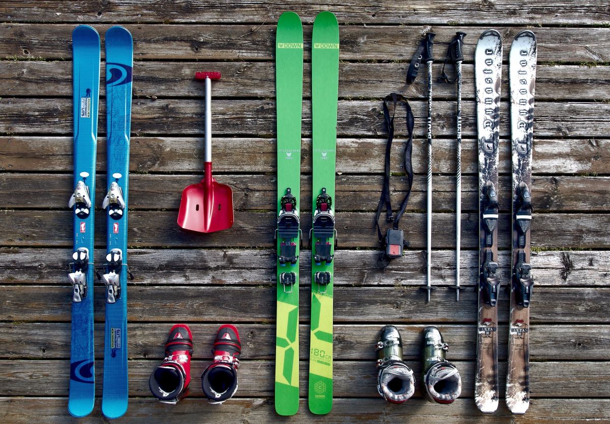 Ski equipment