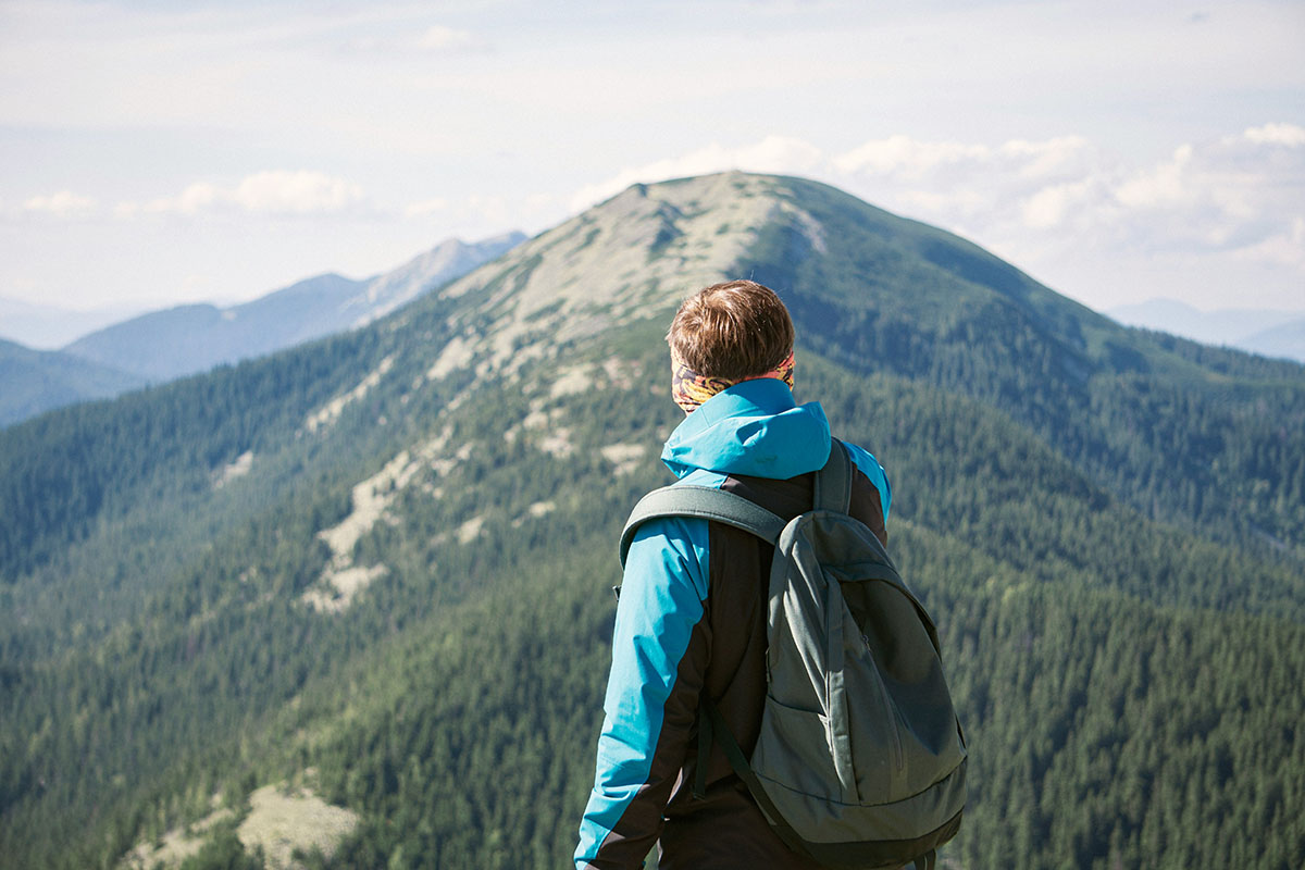 Day Hiking Essentials: How to Prepare and What to Bring on Your