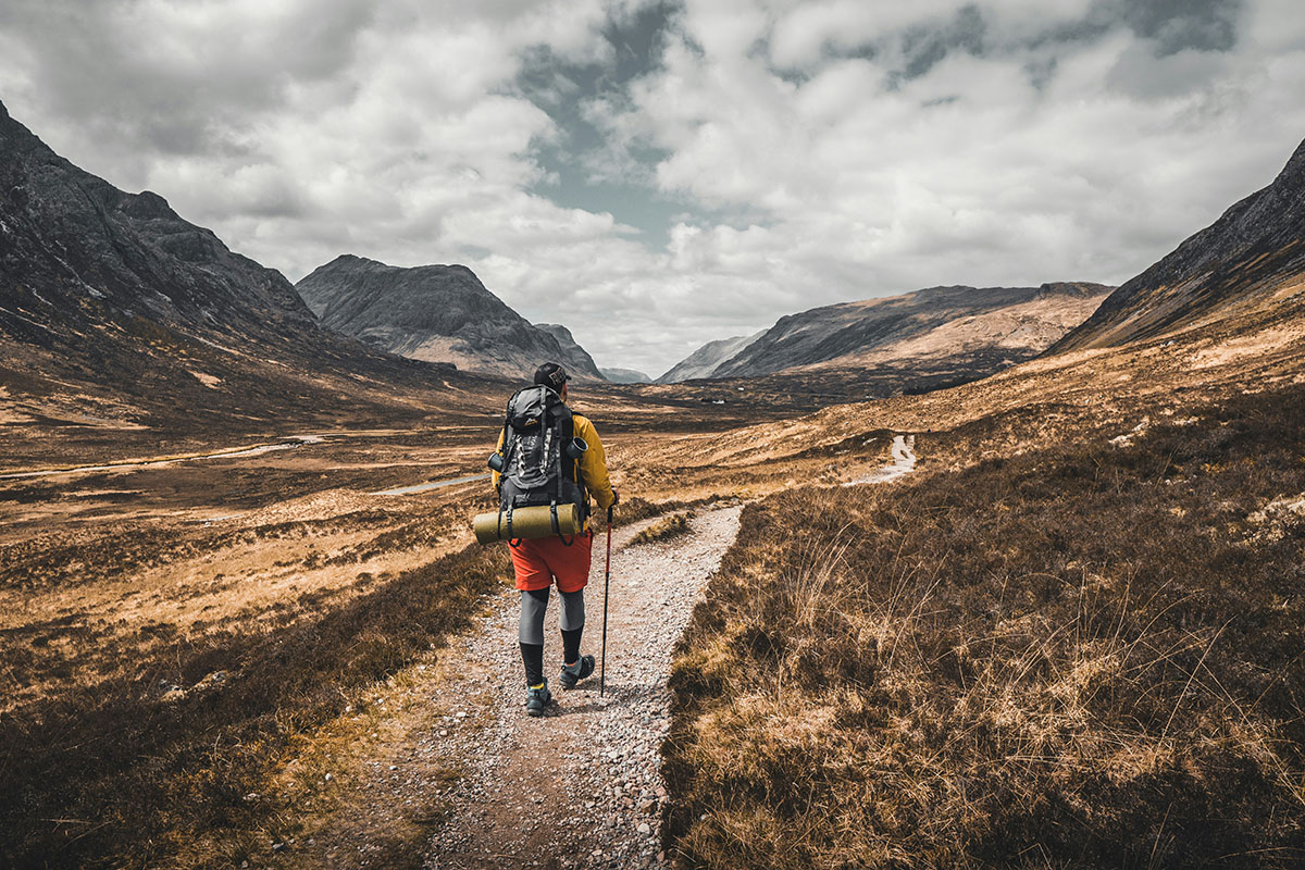 trekking-vs-hiking