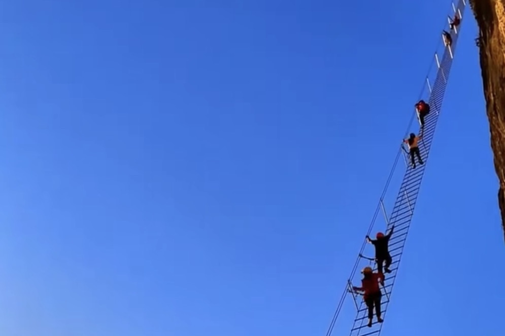sky ladder china via ferrata