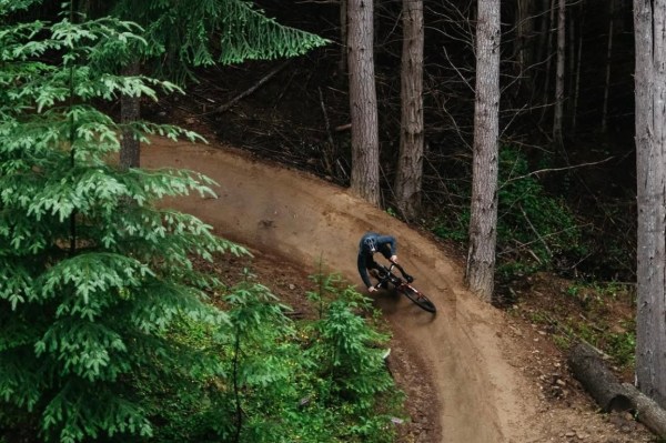 ben hildred mountain biker