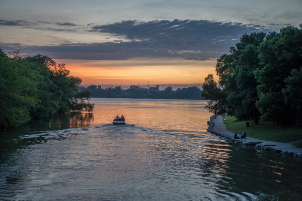 girl died boating