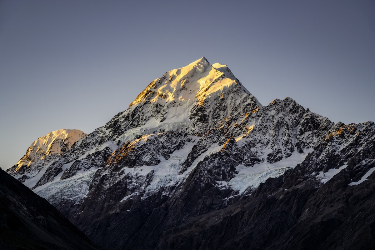 Mountain Guide and Climber Fall From New Zealand Peak