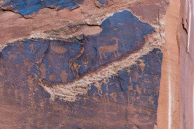 Petroglyphs vandal