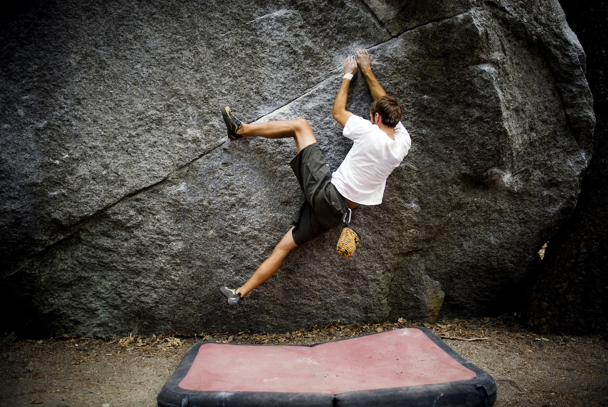 micro-bouldering