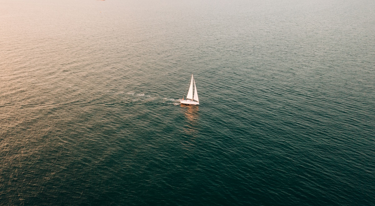 18 year old solo sails