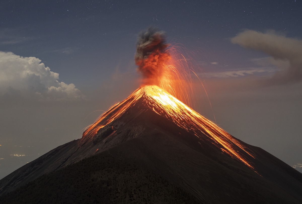 guatemala volcano erupt