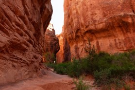 fiery furnace hike arches