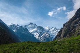 russia avalanche