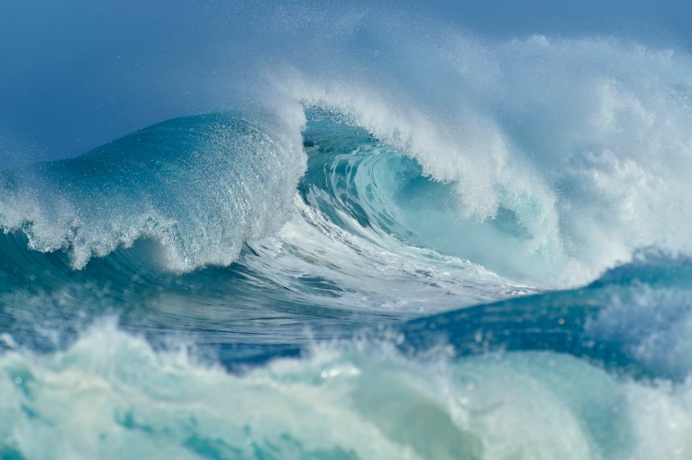 massive waves southern california