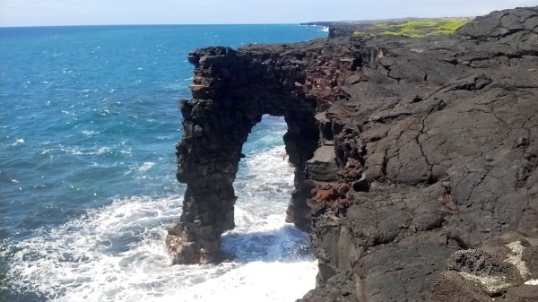 Holei sea arch